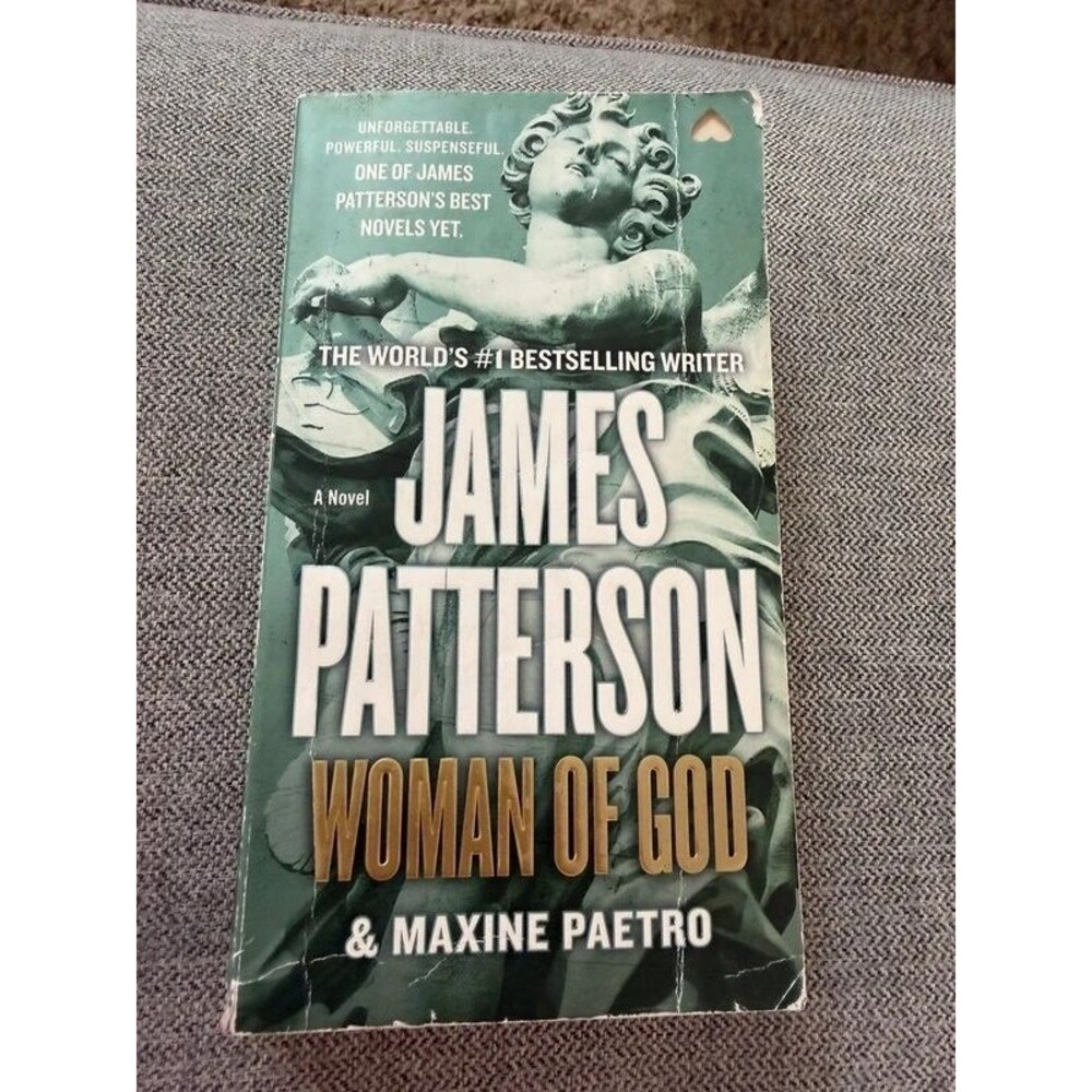 (•◡•)/ 📖  Woman of God James Patterson Maxine Paetro Mass Market Paperback